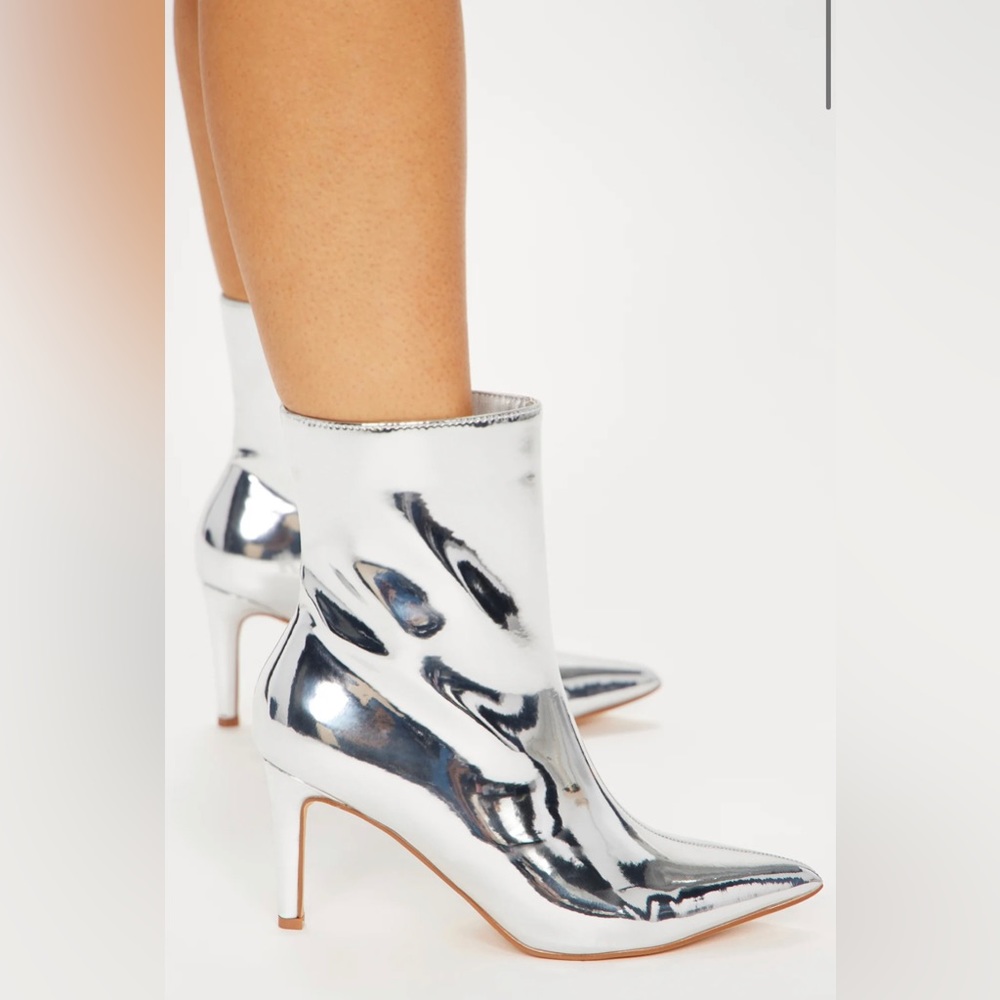 FASHIONNOVA SILVER HEEL BOOTIES